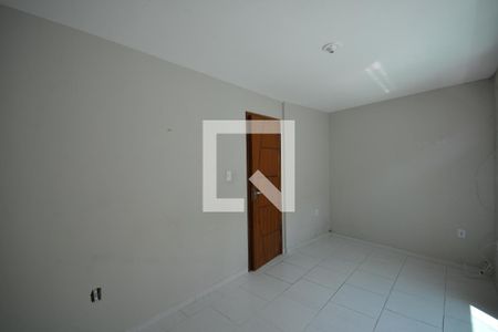 Quarto 1 de apartamento para alugar com 2 quartos, 75m² em Marechal Hermes, Rio de Janeiro