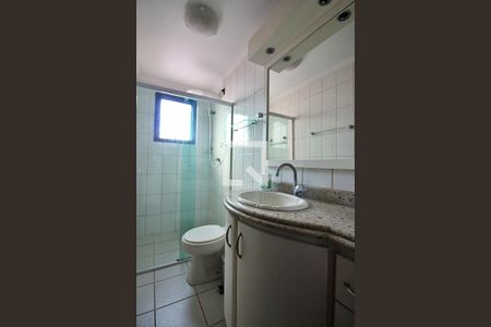 Apartamento para alugar com 117m², 3 quartos e 1 vagaBanheiro do Quarto 1 - Suíte