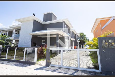 Casa para alugar com 153m², 4 quartos e 2 vagasFachada do condomínio 