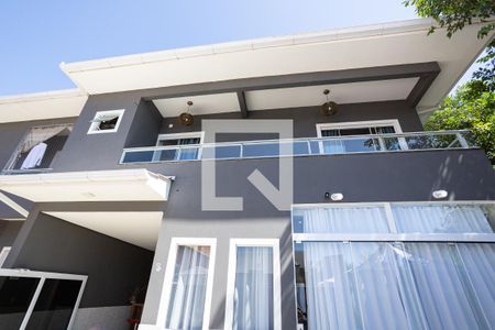 Casa para alugar com 153m², 4 quartos e 2 vagasFachada