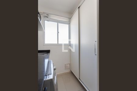 Apartamento à venda com 64m², 2 quartos e 1 vagaCozinha e Área de Serviço