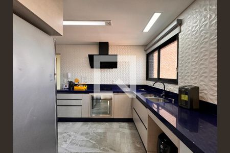 Apartamento à venda com 160m², 3 quartos e 3 vagasCozinha