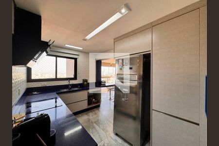 Apartamento à venda com 160m², 3 quartos e 3 vagasCozinha