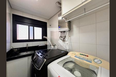 Apartamento à venda com 160m², 3 quartos e 3 vagasLavanderia