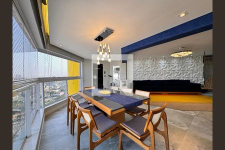 Apartamento à venda com 160m², 3 quartos e 3 vagasVaranda gourmet