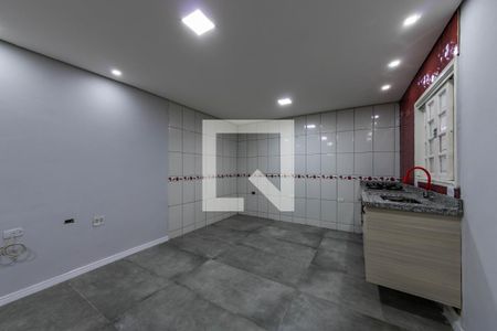 Sala/cozinha
 de casa para alugar com 3 quartos, 135m² em Conjunto Habitacional Teotonio Vilela, São Paulo