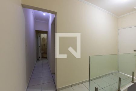 Corredor de casa para alugar com 3 quartos, 135m² em Conjunto Habitacional Teotonio Vilela, São Paulo