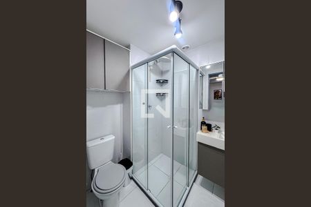 Banheiro de apartamento para alugar com 1 quarto, 28m² em Brás, São Paulo