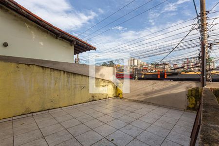 Casa à venda com 141m², 2 quartos e 1 vaga Casa à venda com 141m², 2 quartos e 1 vagaVaranda