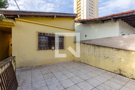 Casa à venda com 141m², 2 quartos e 1 vaga Casa à venda com 141m², 2 quartos e 1 vagaVaranda