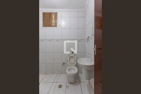 Casa à venda com 141m², 2 quartos e 1 vaga Casa à venda com 141m², 2 quartos e 1 vagaBanheiro