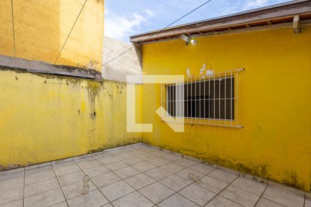 Casa à venda com 141m², 2 quartos e 1 vaga Casa à venda com 141m², 2 quartos e 1 vagaQuintal Fundos