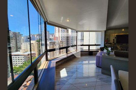 Apartamento à venda com 150m², 4 quartos e 2 vagas Apartamento à venda com 150m², 4 quartos e 2 vagasSala