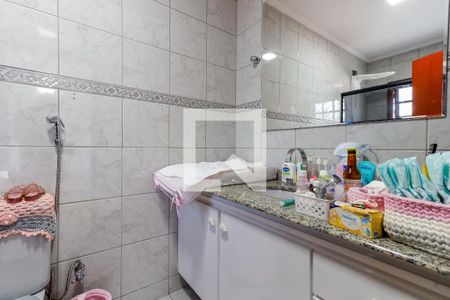 Casa à venda com 232m², 3 quartos e 4 vagasBanheiro da Suíte 2