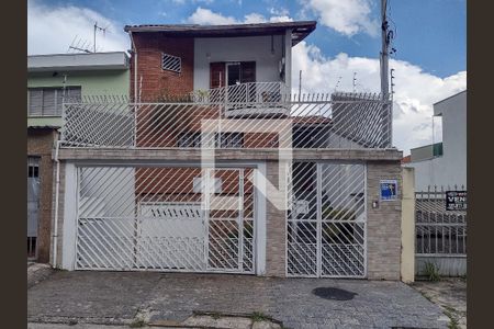Casa à venda com 232m², 3 quartos e 4 vagasFachada