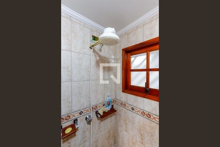 Casa à venda com 232m², 3 quartos e 4 vagasBanheiro de Hóspede