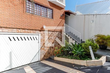 Casa à venda com 232m², 3 quartos e 4 vagasGaragem