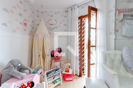 Casa à venda com 232m², 3 quartos e 4 vagasSuíte 2