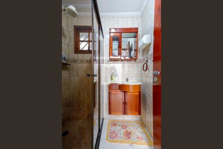 Casa à venda com 232m², 3 quartos e 4 vagasBanheiro de Hóspede