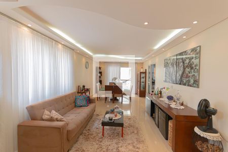 Casa de condomínio à venda com 300m², 4 quartos e 4 vagasSala