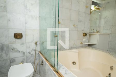 Apartamento à venda com 90m², 2 quartos e 1 vagaBanheiro - Suíte
