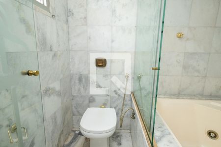 Apartamento à venda com 90m², 2 quartos e 1 vagaBanheiro - Suíte