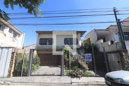 Casa à venda com 277m², 4 quartos e 5 vagasFachada