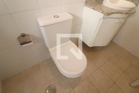 Casa à venda com 277m², 4 quartos e 5 vagasBanheiro Quarto 4 