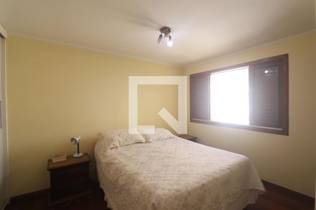 Casa à venda com 277m², 4 quartos e 5 vagasQuarto 2