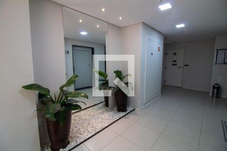 Apartamento à venda com 34m², 2 quartos e sem vaga Apartamento à venda com 34m², 2 quartos e sem vagaHall social