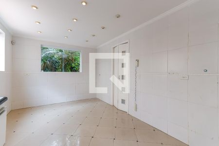 Casa para alugar com 300m², 4 quartos e 5 vagasCozinha