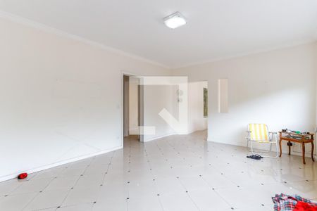 Sala de Estar de casa para alugar com 4 quartos, 300m² em Vila Irmãos Arnoni, São Paulo