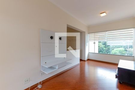 Casa para alugar com 300m², 4 quartos e 5 vagasSala de TV