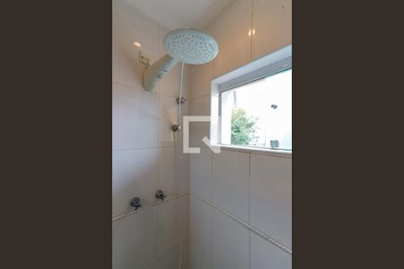 Casa para alugar com 300m², 4 quartos e 5 vagasBanheiro