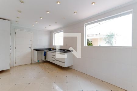 Casa para alugar com 300m², 4 quartos e 5 vagasCozinha