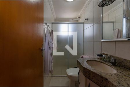 Banheiro suíte de apartamento à venda com 3 quartos, 100m² em Castelo, Belo Horizonte