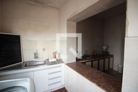 Casa à venda com 360m², 6 quartos e 1 vagaCasa 1 - Área de Serviço