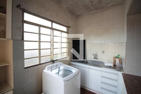 Casa à venda com 360m², 6 quartos e 1 vagaCasa 1 - Área de Serviço