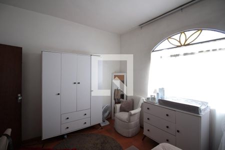 Casa à venda com 360m², 6 quartos e 1 vagaCasa 1 - Quarto