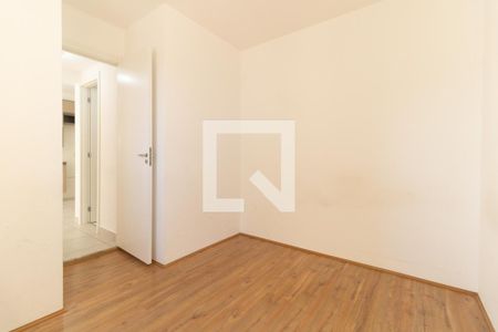 Quarto 1 de apartamento para alugar com 2 quartos, 32m² em Parque Fongaro, São Paulo