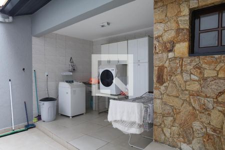 Casa à venda com 200m², 3 quartos e 3 vagasÁrea de Serviço