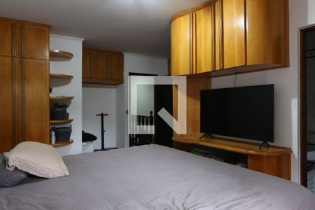 Casa à venda com 200m², 3 quartos e 3 vagasSuite