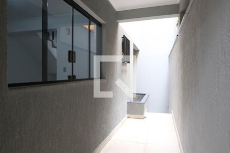Casa à venda com 200m², 3 quartos e 3 vagasQuintal