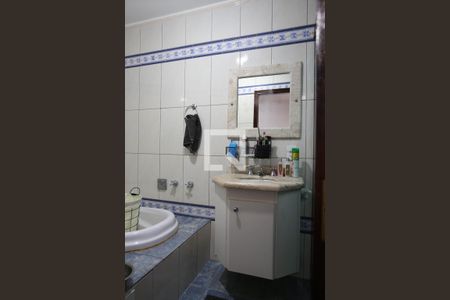 Casa à venda com 200m², 3 quartos e 3 vagasBanheiro da Suite