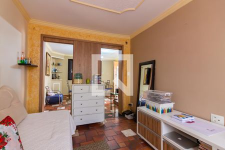 Casa à venda com 200m², 3 quartos e 2 vagas Casa à venda com 200m², 3 quartos e 2 vagasQuarto