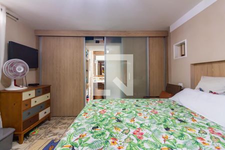 Casa à venda com 200m², 3 quartos e 2 vagas Casa à venda com 200m², 3 quartos e 2 vagasSuíte