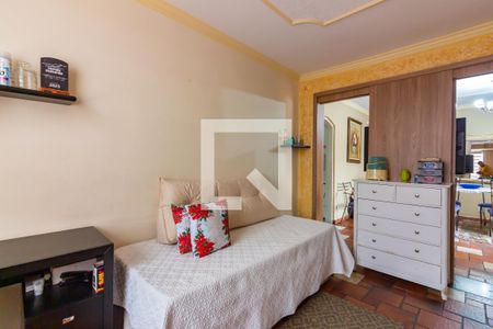 Casa à venda com 200m², 3 quartos e 2 vagas Casa à venda com 200m², 3 quartos e 2 vagasQuarto