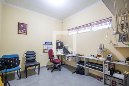 Escritório de casa para alugar com 2 quartos, 250m² em Presidente Altino, Osasco