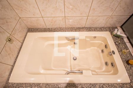 Casa para alugar com 180m², 3 quartos e 6 vagasBanheiro da Suíte