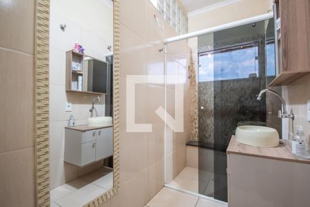 Casa para alugar com 180m², 3 quartos e 6 vagasBanheiro 2